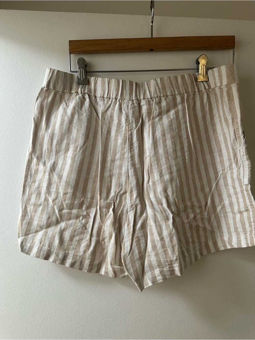 J. Crew Beige and White Striped Linen-Blend Women's Shorts - Picture 2 of 4